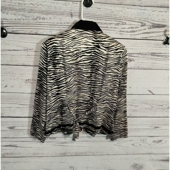 "Positive Attitude" woman's blouse  - Picture 4 of 5